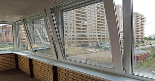 Остекление балкона Старая Русса цена от 9813 руб. м/п. за 50 часов