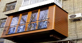 Внешняя отделка балкона Старая Русса цена от 1033 руб. м/2.